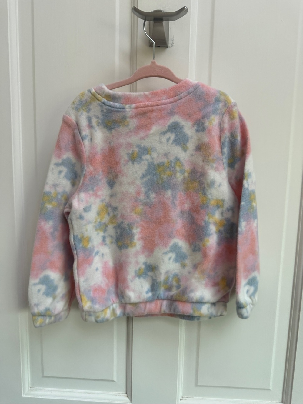 Cat & Jack Girls XS 4 5 Pastel Tie-Dye Pullover Sweater Sweatshirt Top Blouse - Picture 4 of 5